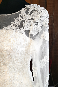 15 French Embroidered Lace Long Sleeves Ivory Wedding Dress A line Flare Baju pengantin Kahwin Malaysia Muslimah bride Church Sanding