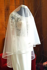 27 VPb005 Premium Bride Wedding Veil Plain Soft Tulle Veil Short FingerTip Satin Lining /Veil Tudung Pengantin Nikah Sanding High Quality