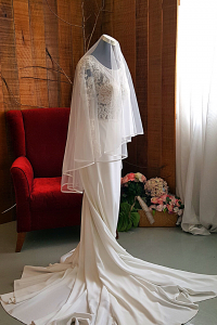 28 Premium Bride Wedding Veil Plain Soft Tulle Veil Short FingerTip Satin Lining /Veil Tudung Pengantin Nikah Sanding High Quality