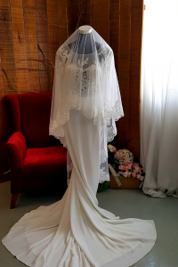 52 Bride Wedding Veil Plain Soft Tulle Veil Long Short FingerTip Full French Lace /Veil Tudung Pengantin Nikah Sanding High Quality