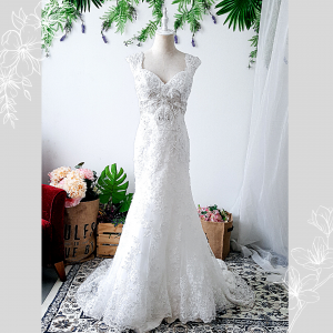 808LLW03 Plus Size Bride Aline VIntage Cap sleeves V neck fit and flare zip Malaysia wedding dress rental