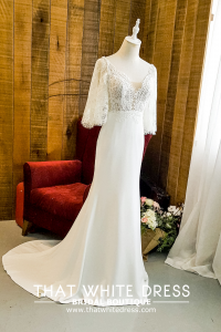 909BY05W01 Clara Cape sleeves chantily lace sheath crepe V neck Chiffon Bride Wedding Dress Designer Premium White Rental Kuala Lumpur