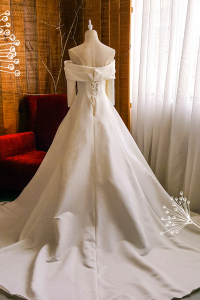 203BYW03 Saleena Off shoulder Long Sleeves Duchess Satin Princess d Bride Wedding Gown Premium Designer Malaysia rental