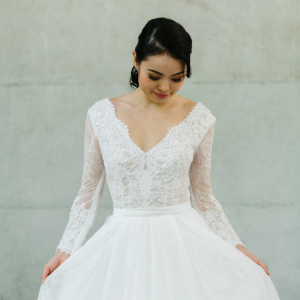 610LLW03 LL Long Sleeves V neck low back Cassandra 9 Bride Wedding Gown Premium Designer Malaysia rental