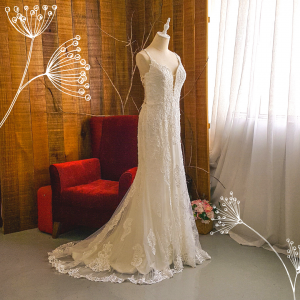 906LLW01 Chrisha Deep V neckSpaghetti Strap Baroque trumpet a mermaid Bride Wedding Gown Premium Designer Malaysia rental