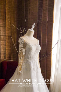910LLW05 Arla Long Sleeves boat neck A line Princess e Bride Wedding Gown Premium Designer Malaysia rental