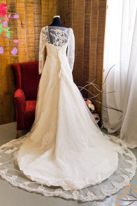 405WL09 LL Josephine b Plus Size Bride Gown Rental Malaysia