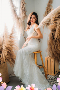 812BY03W03 Rellye Strap V neck Chantilly lace V back  trumpet 3 Garden Wedding Malaysia, Beach Wedding Malaysia, Petite Wedding Gown rental Kuala Lumpur, 