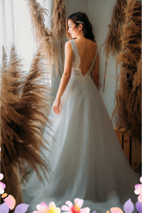 906BY04W04 Harina Deep V scallops A line tulle 2 Princess Wedding Gown Malaysia, Bridal Dress Rental Malay Kuala Lumpur Rental, 