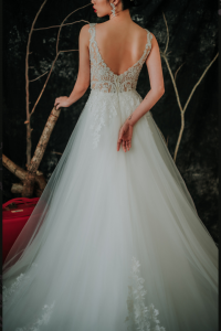 910BY05W02 Barrie Strap V illusion neck A line lace train 1 Garden Wedding Malaysia, Beach Wedding Malaysia, Petite Wedding Gown rental Kuala Lumpur, 