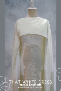 211BY11W02 Bailey LS Lace Zip Back Trumpet floral (5)