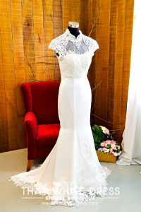 214LLW01 Pure Sweet Heart Silk Satin Trumpet high collar oriental cheongsam  Cheongsam High Collar Bridal dress rental long sleeves Kuala Lumpur