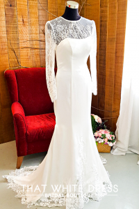 214LLW01 Pure Sweet Heart Silk Satin Trumpet illusion chantilly long sleeves Wedding Gown rental Malaysia