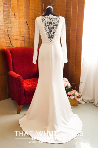 808BYW01 Meghan Long Sleeves Plain Satin Sparkle sleeves Minimalist Sheath Crepe Wedding gown pengantin sewa tempah KL