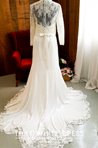 214LLWL01 Pure Plus Sweet Heart Silk Satin A line high collar long sleeves Plus Size Bride Malaysia Dress Rental