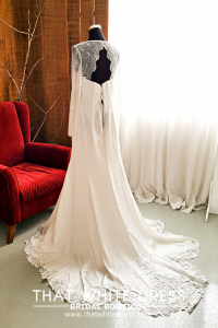 214LLWL01 Pure Plus Sweet Heart Silk Satin A line illusion long sleeves Gaun Pengantin Saiz Besar Malaysia Sewa