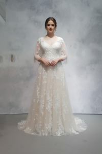 219ML01WL02 Vila Plus Flutter Sleeves Floral A line Model Gaun Pengantin Kuala Lumpur Sewa, Petite Bride Dress Rental Malaysia