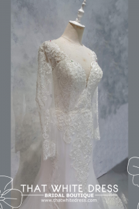 224ML03WL05 Sasley PLUS Illusion V neck Trumpet Plus Size Bridal Gown