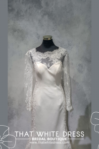 225BY14W01 Candy V neck Crepe Side Chantilly Lace split V back UK10 Long Sleeves Wedding Dress Rental Malaysia