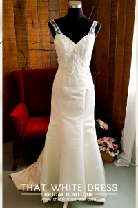 405W004 CS Lace sleeves strap Duchesses Mermaid Trumpet Bridal gown Malaysia