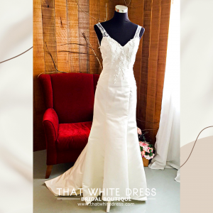 405W004 CS Lace sleeves strap Duchesses Mermaid Trumpet malaysia gown rental