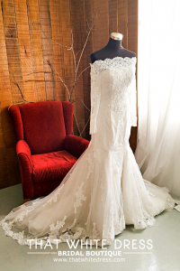 412W05 MM off shoulder trumpet alencon long sleeves Gaun Pengantin Kuala Lumpur Sewa