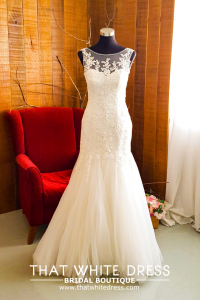 412W10 XJ Strap illusion neckline trumpet Bridal Dress rental Petaling Jaya