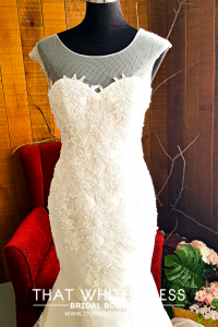 412W20 LL illusion back symmetrical lace Baju Pengantin Majlis Kahwin Sewa Malaysia