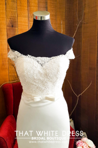 608LL03 LL Tara French Lace Satin Trumpet Bridal Gown Signature Designer Custom make rental Kuala Lumpur