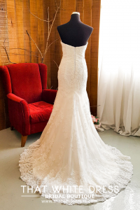 608LL06 LL Samantha Sweet Heart Alencon lace trumpet zip Bridal Gown Signature Designer Custom make rental Kuala Lumpur