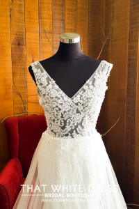 608LL09 LL Raychelle Strap ilusion bodice lace overlay Bride Wedding Dress Designer Premium White Rental Kuala Lumpur