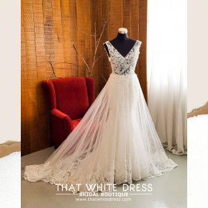 608LL09 LL Raychelle Strap ilusion bodice lace overlay Bridal Gown Signature Designer Custom make rental Kuala Lumpur