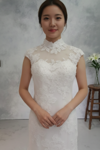 73TYW01 Oriental Collar Trumpet Ivory cheongsam rental Petaling Jaya