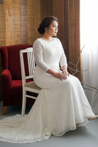 79LLWL01 LL Plus Gracia Long Sleeves Vintage Lace model 3  Pengantin Besar Gaun sewa