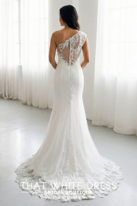 77LLW04 LL Gracia Sweet Heart Floral motif trumpet with detachable one shoulder Bride Wedding Dress Designer Premium White Rental Kuala Lumpur