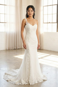 77LLW04 LL Gracia Sweet Heart Floral motif trumpet with detachable one shoulder ROM wedding dress rental Malaysia, Satin Wedding Dress Rental Kuala Lumpur